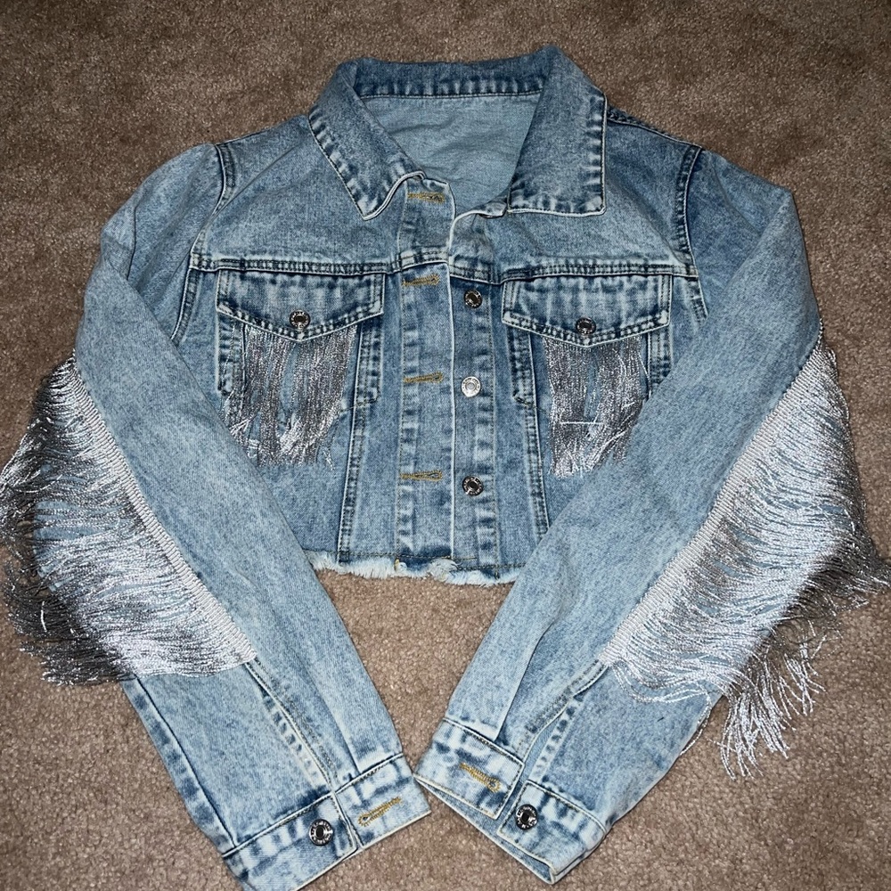 Cropped tassel jean jacket
